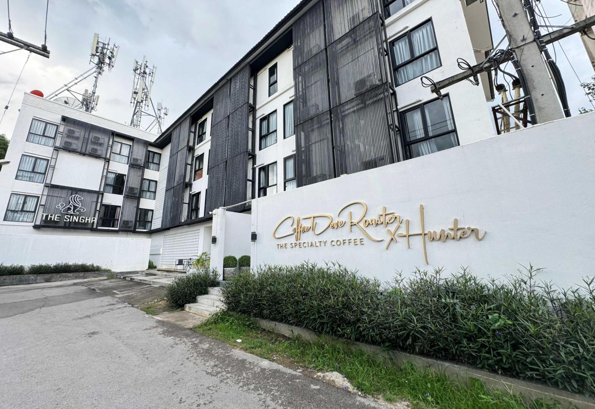 Collection O The Singha Chiangmai Hotel Чиангмай Екстериор снимка